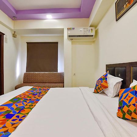 Fabhotel Crystal Inn II - Paldi Char Rasta أحمد أباد المظهر الخارجي الصورة